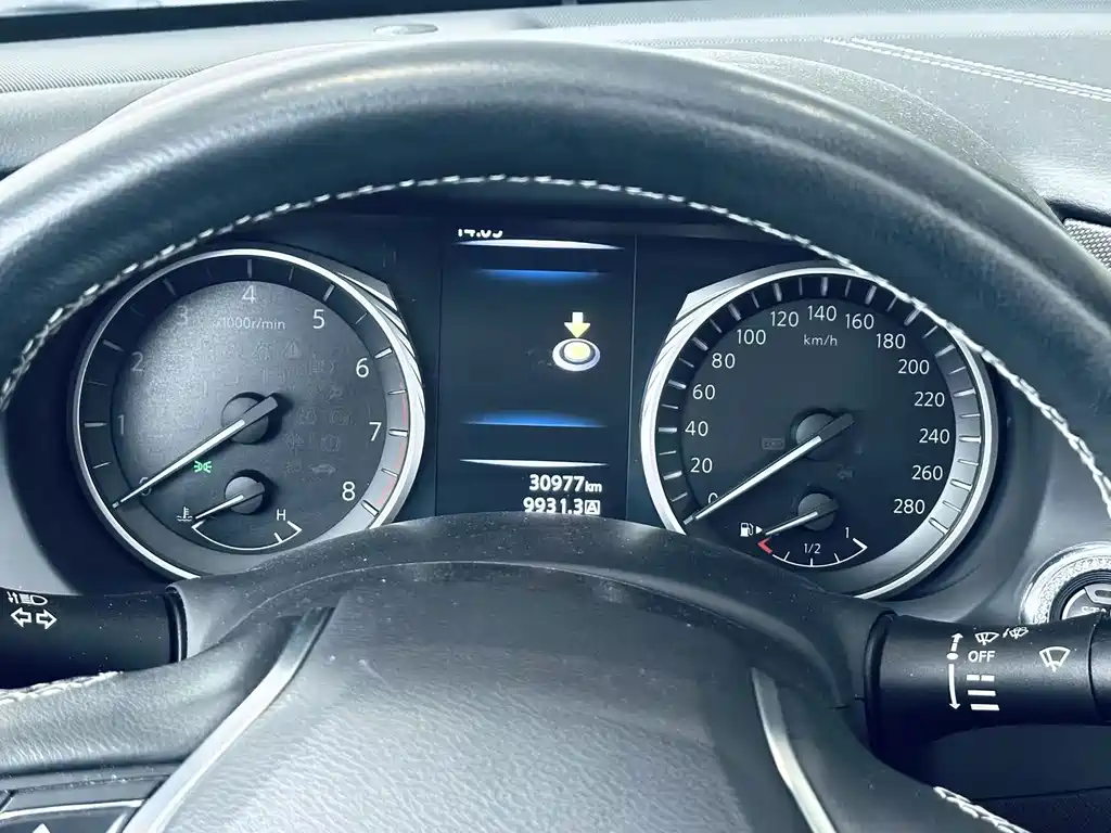 Infiniti Q50L — миниатюра 8