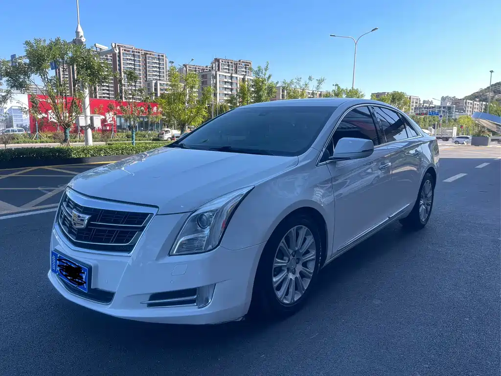 Cadillac XTS