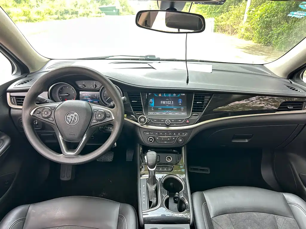 Buick Verano — миниатюра 8