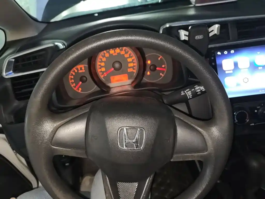 Honda Fit — миниатюра 11