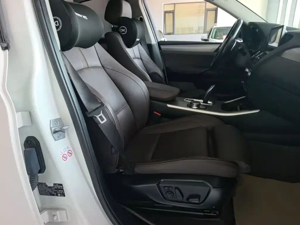 BMW X4 — миниатюра 25