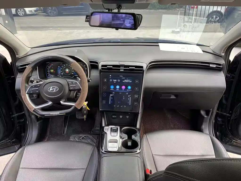 Hyundai Tucson — миниатюра 13