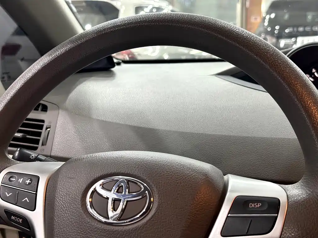 Toyota Verso — миниатюра 19