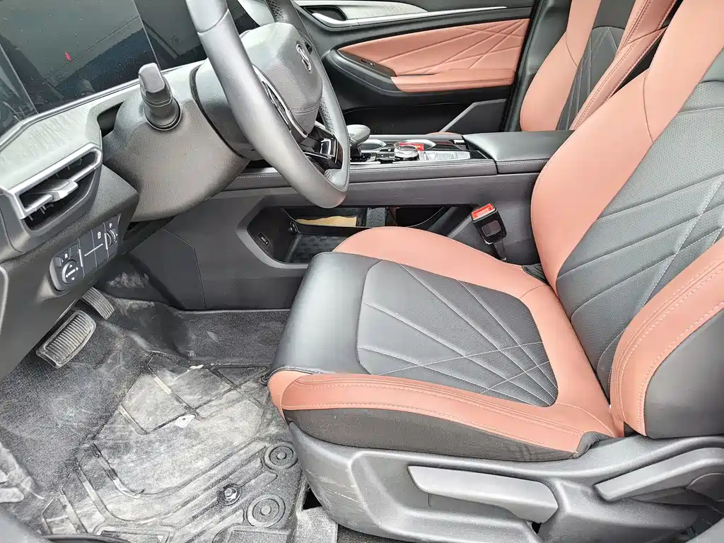 Changan Eado — миниатюра 5