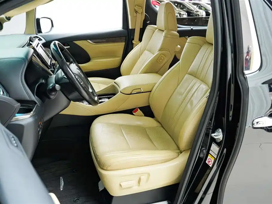 Toyota Alphard 2018 3.5L Luxury