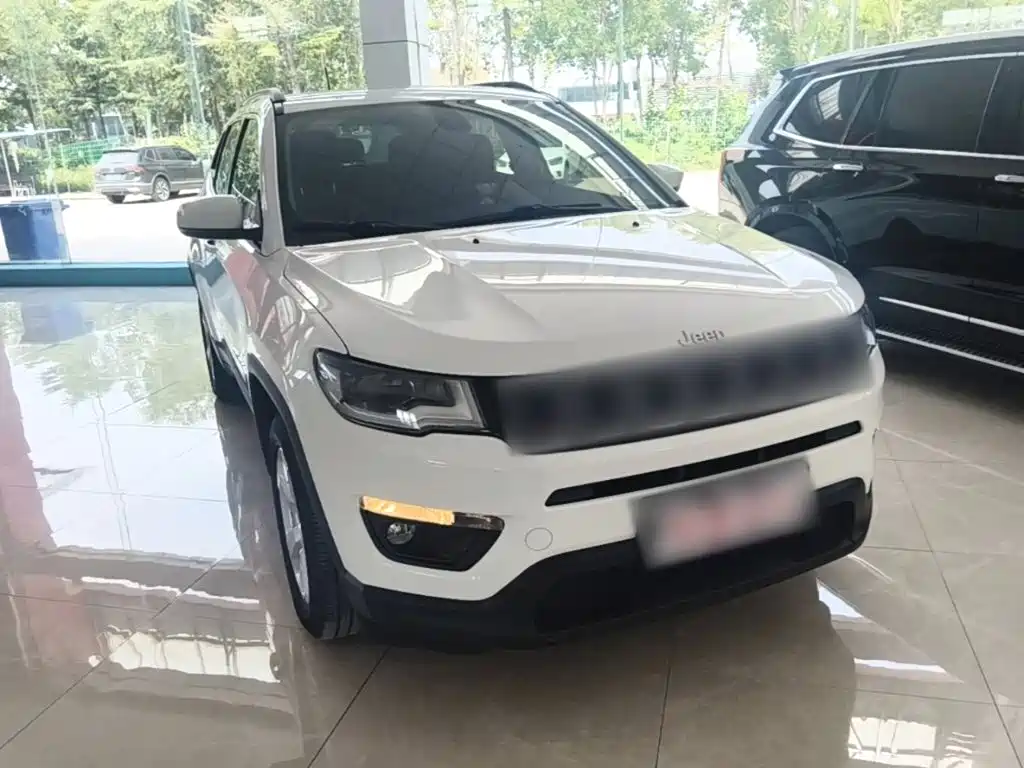 Jeep Compass — миниатюра 4