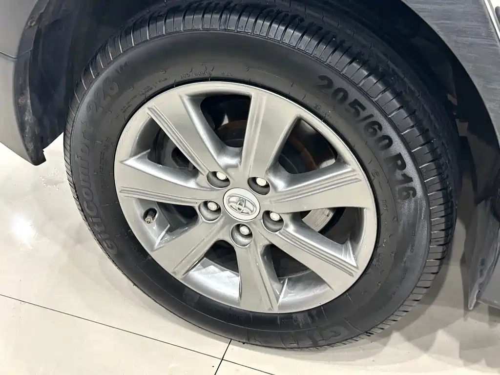 Toyota Verso — миниатюра 21