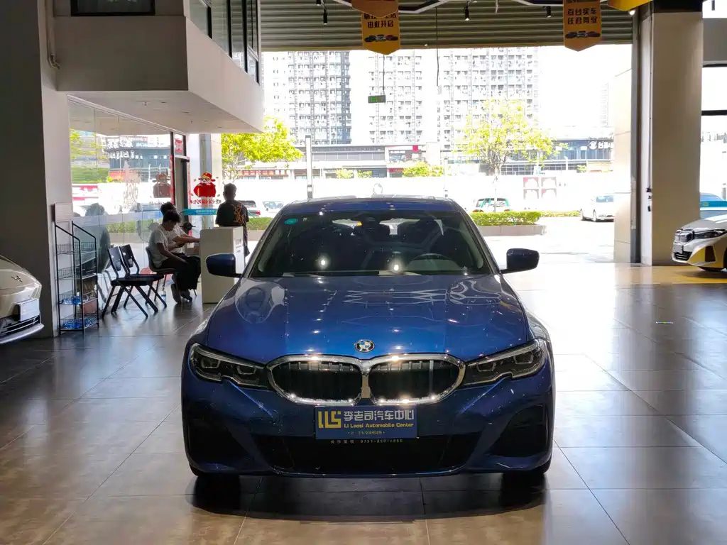 BMW 3 Series — миниатюра 2