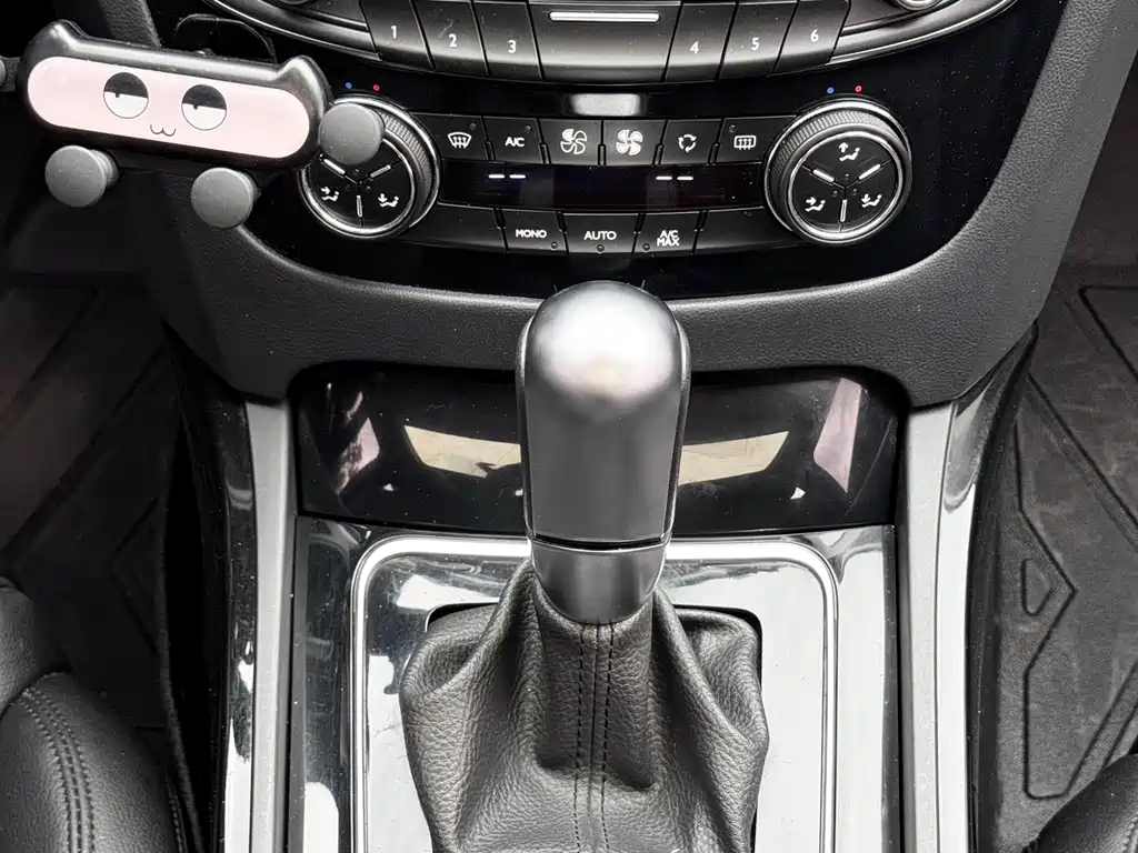 Peugeot 508 1.6THP Auto Supreme Comfort Edition, фото 14