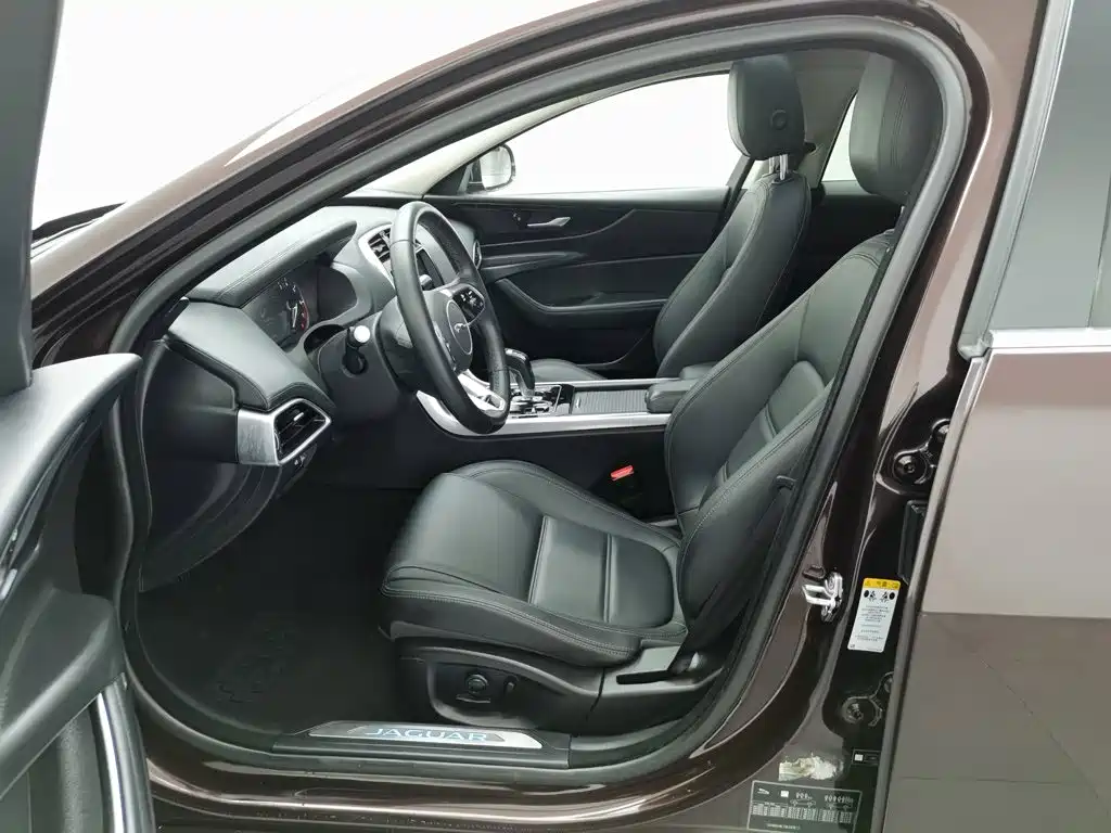 Jaguar XEL — миниатюра 10