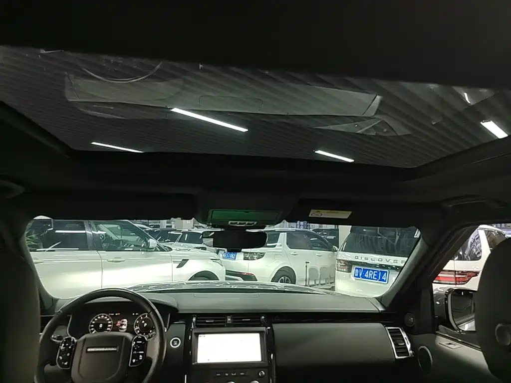 Land Rover Discovery — миниатюра 18