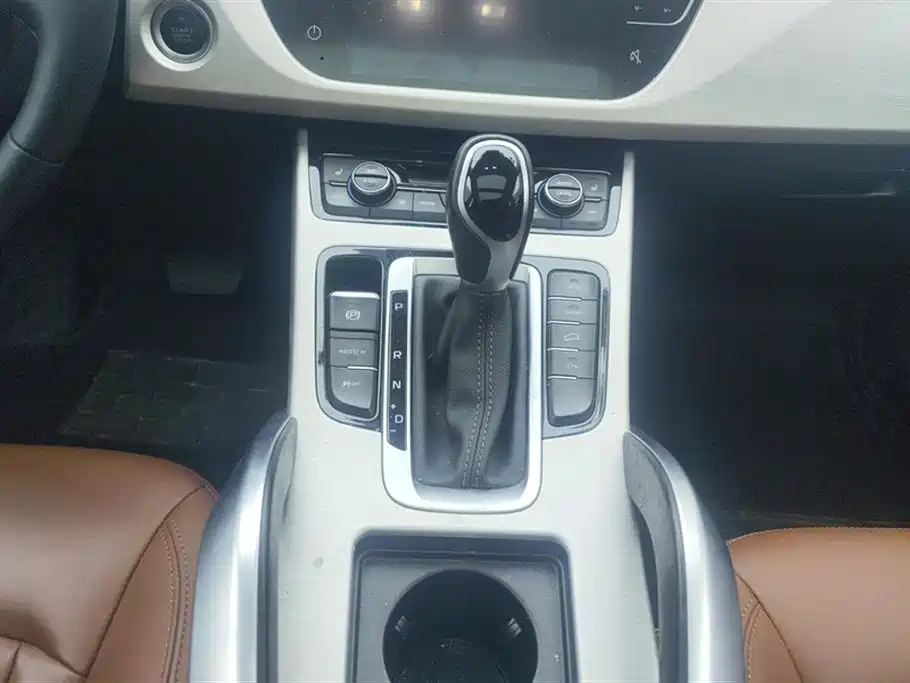 GEELY AUTOMOBILE BOYUE