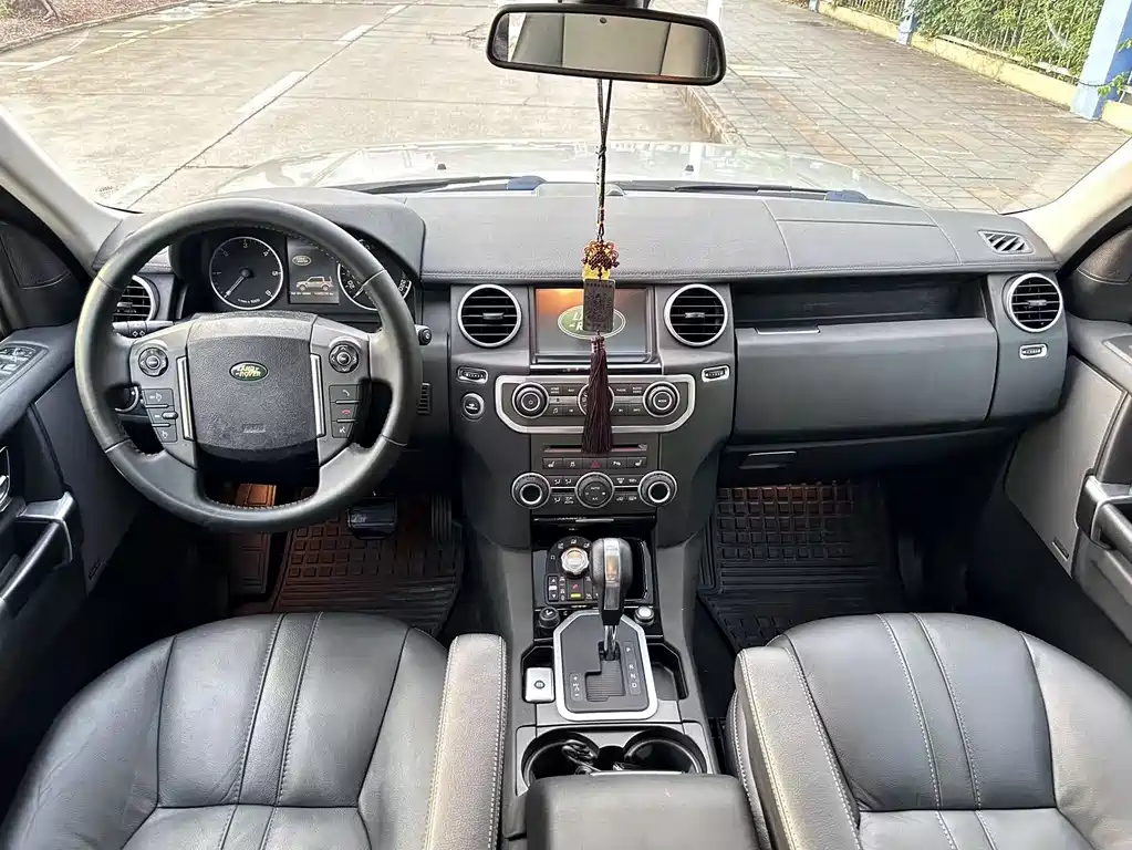 Land Rover Discovery 2010 3.0TDV6 HSE
