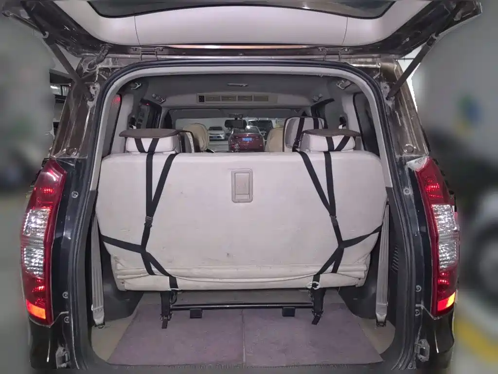 Wuling Hongguang — миниатюра 20