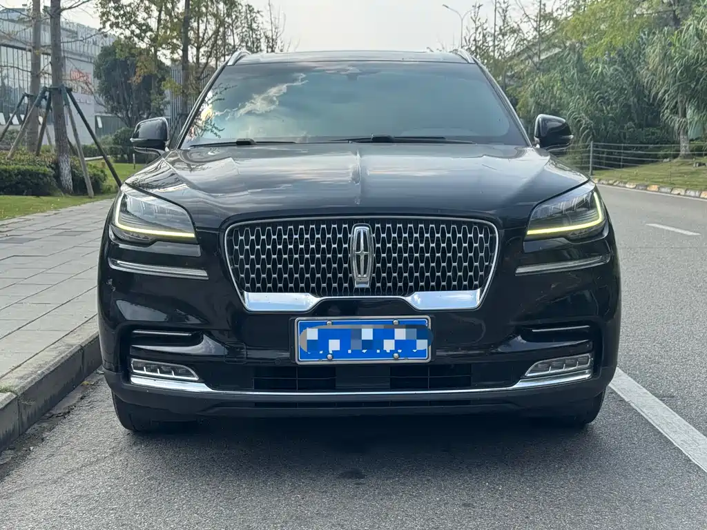Lincoln Aviator (Import) — миниатюра 2