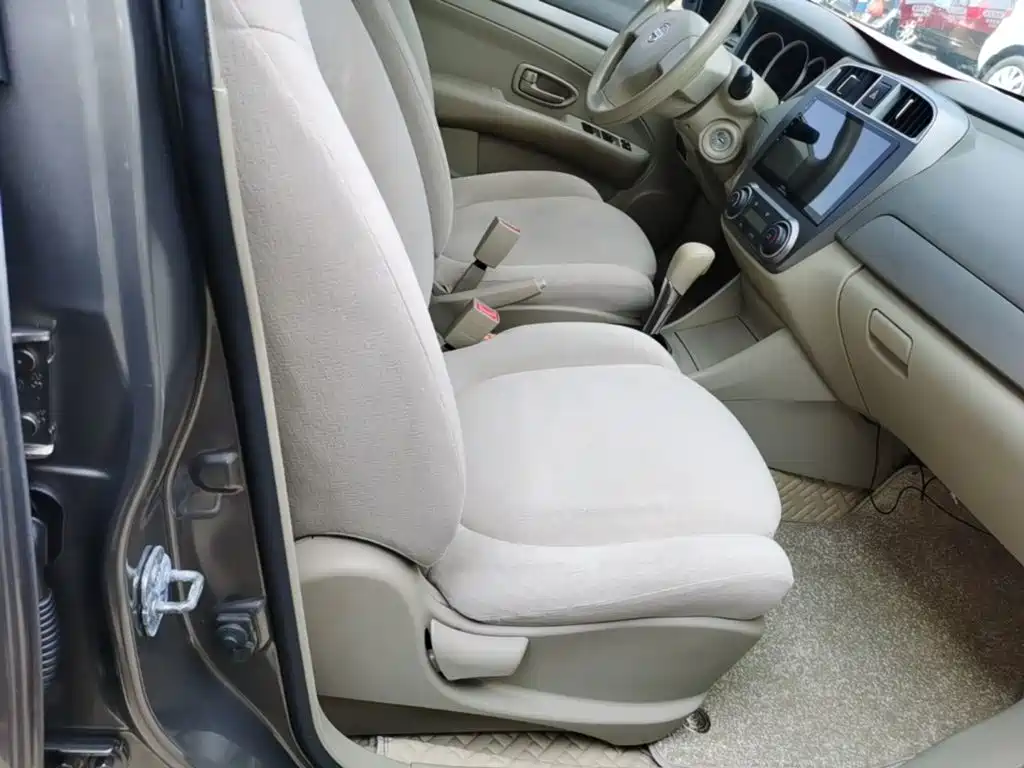 Nissan Sylphy — миниатюра 25