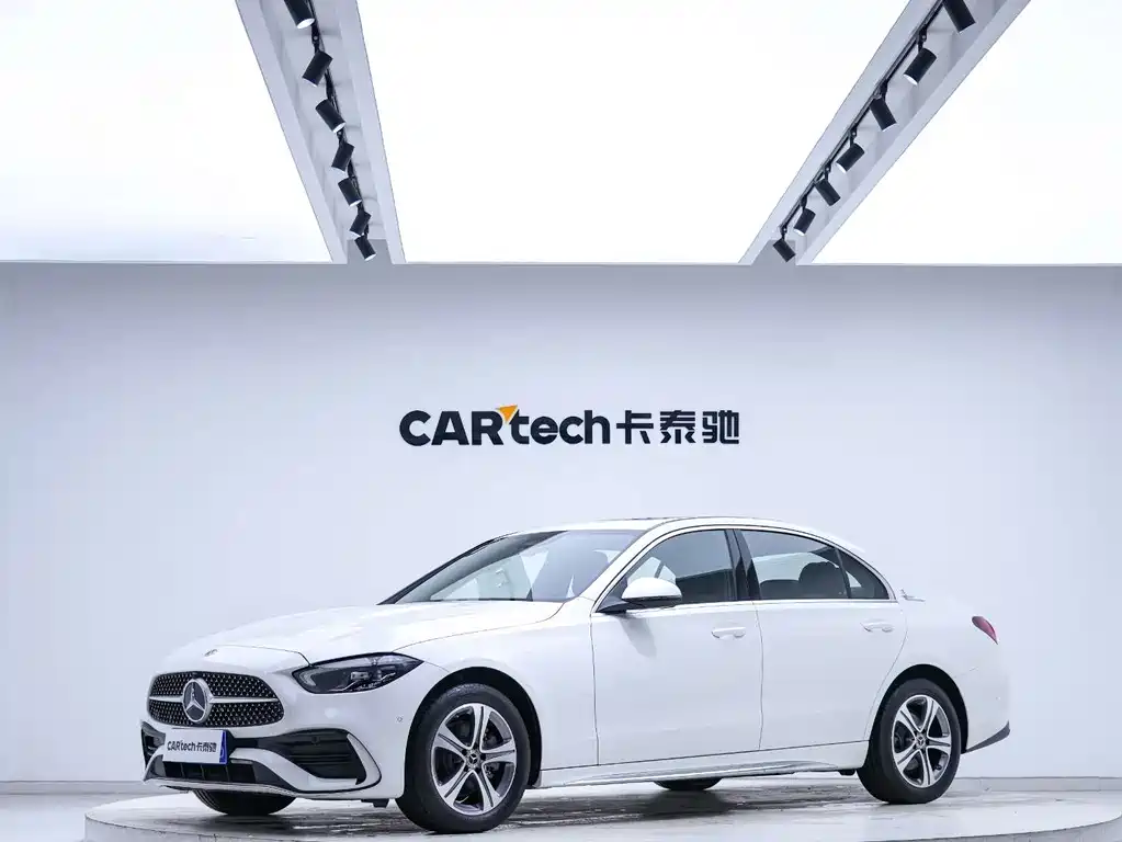 Mercedes-Benz C-Class 2022