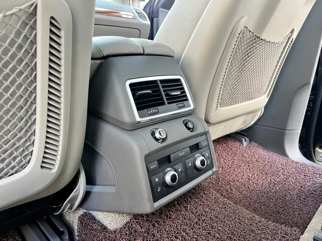 Audi Q7 — миниатюра 18