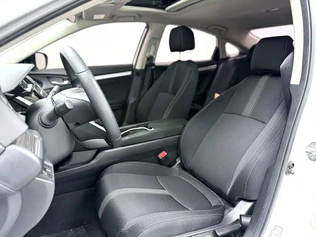 Honda Civic — миниатюра 5