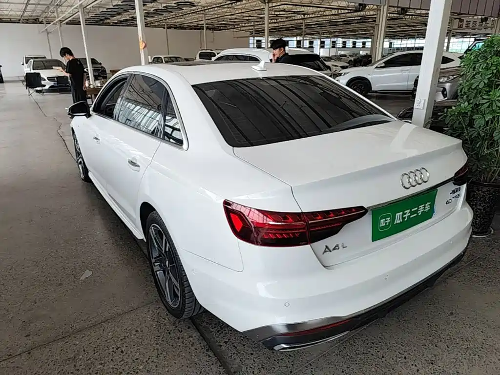 Audi A4L — миниатюра 5