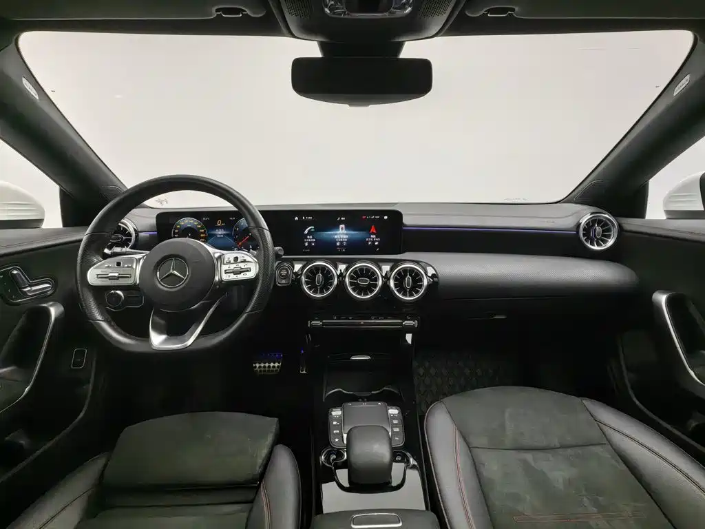 Mercedes-Benz CLA (Import) — миниатюра 5