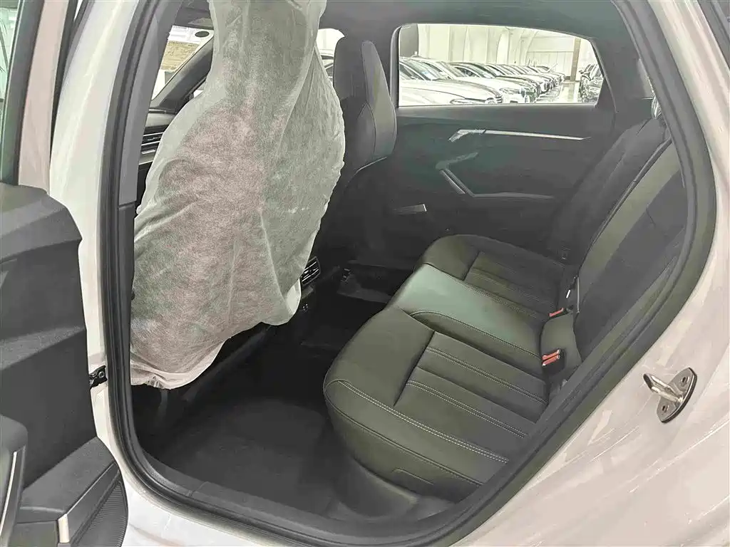 Audi A3 — миниатюра 11