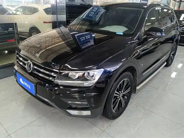 VOLKSWAGEN TIGUAN L 2020