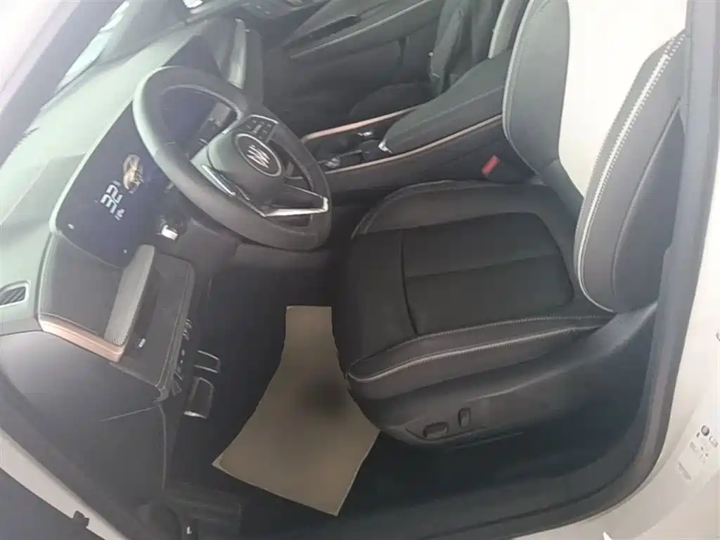 Buick E4 — миниатюра 15