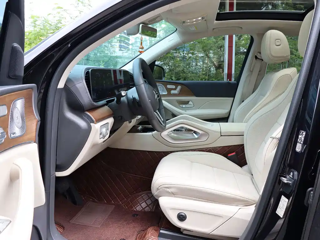 Mercedes-Benz GLE (Import) — миниатюра 11