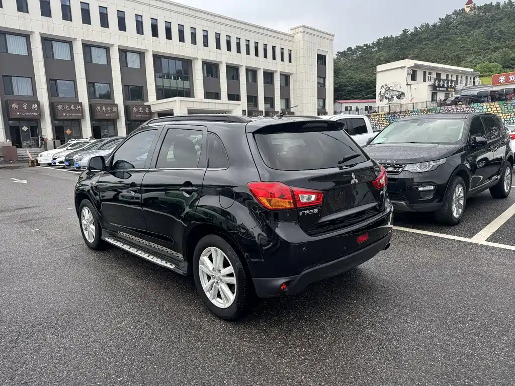 Mitsubishi ASX — миниатюра 9