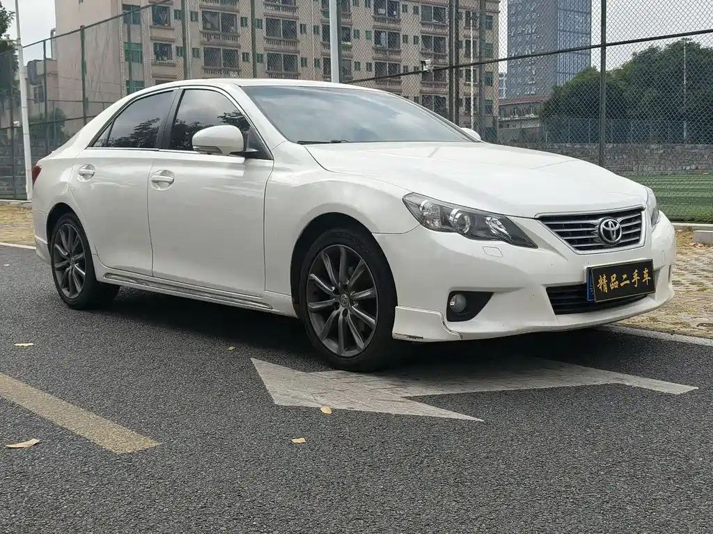 Toyota Reiz 2012 2.5V