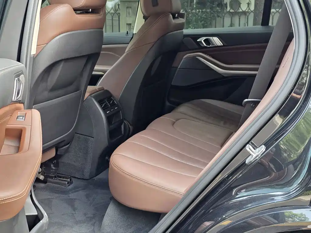 BMW X5 (Import) — миниатюра 9