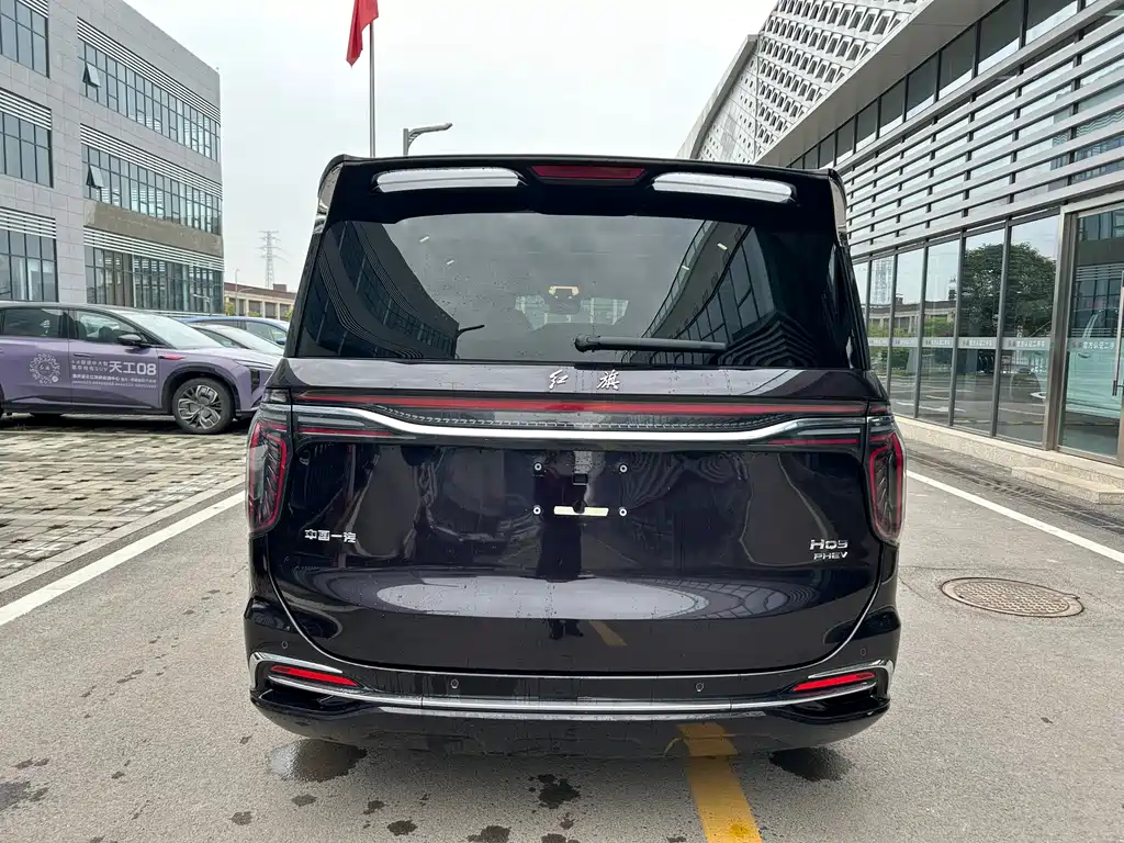 Hongqi HQ9 PHEV 2024 2.0T