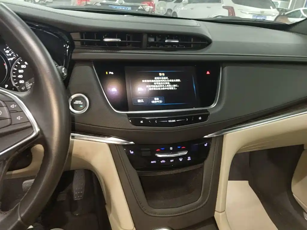 Cadillac XT5 — миниатюра 13