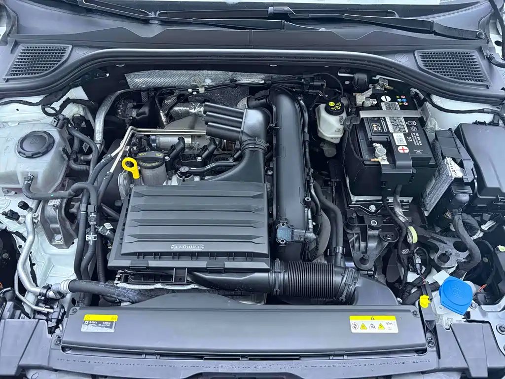 Volkswagen Golf — миниатюра 13