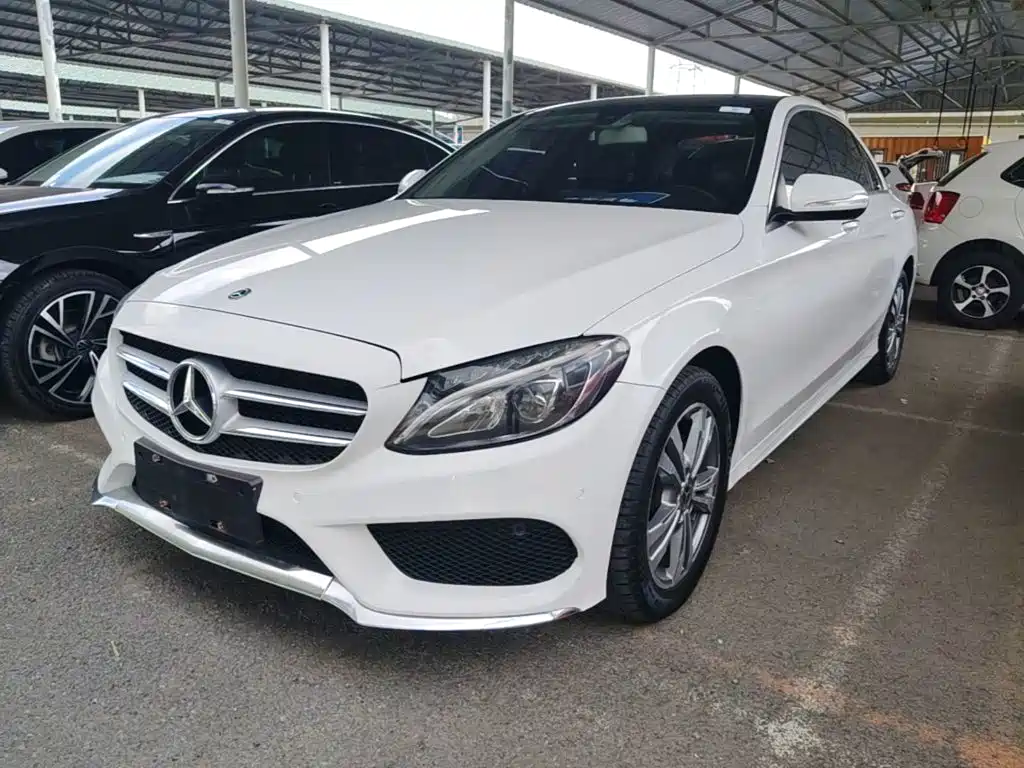 Mercedes-Benz C-Class — миниатюра 2