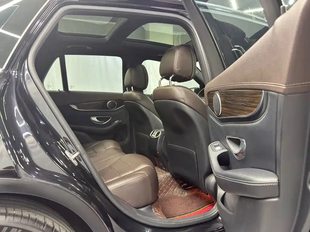 Mercedes-Benz GLC — миниатюра 8