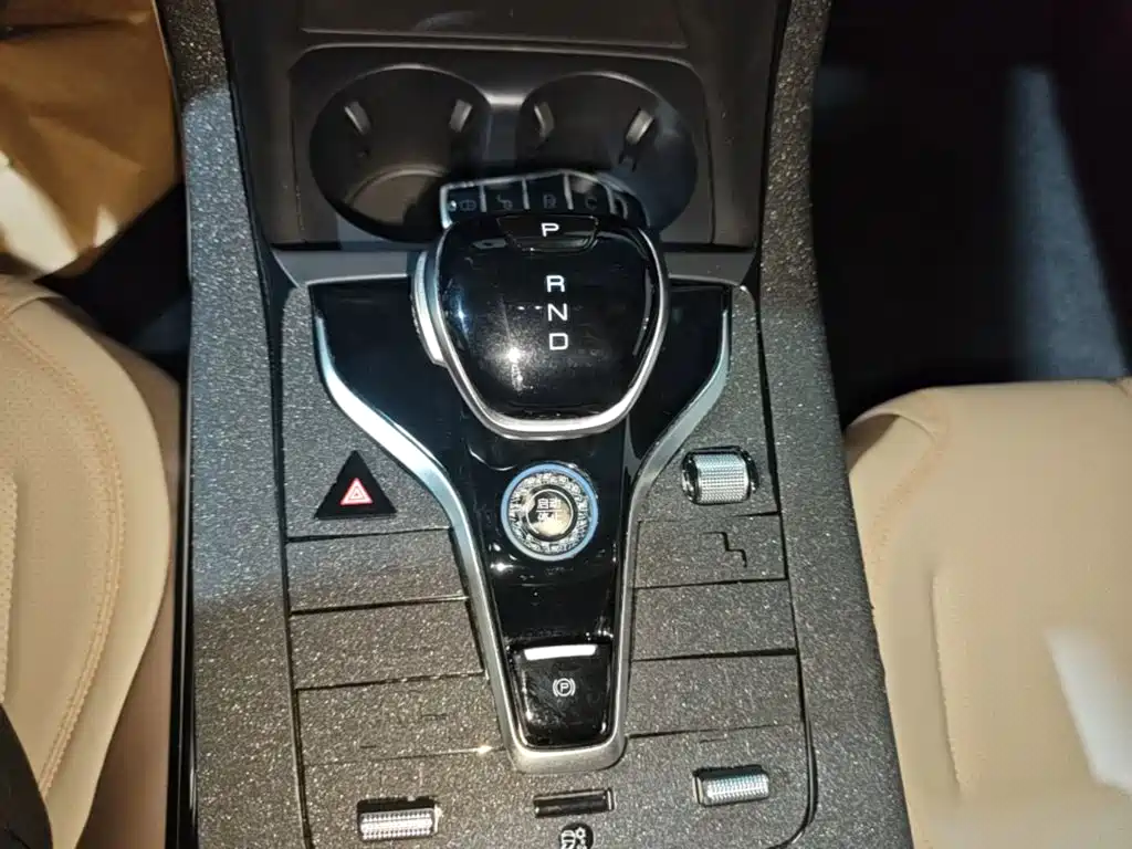 BYD Qin PLUS — миниатюра 14