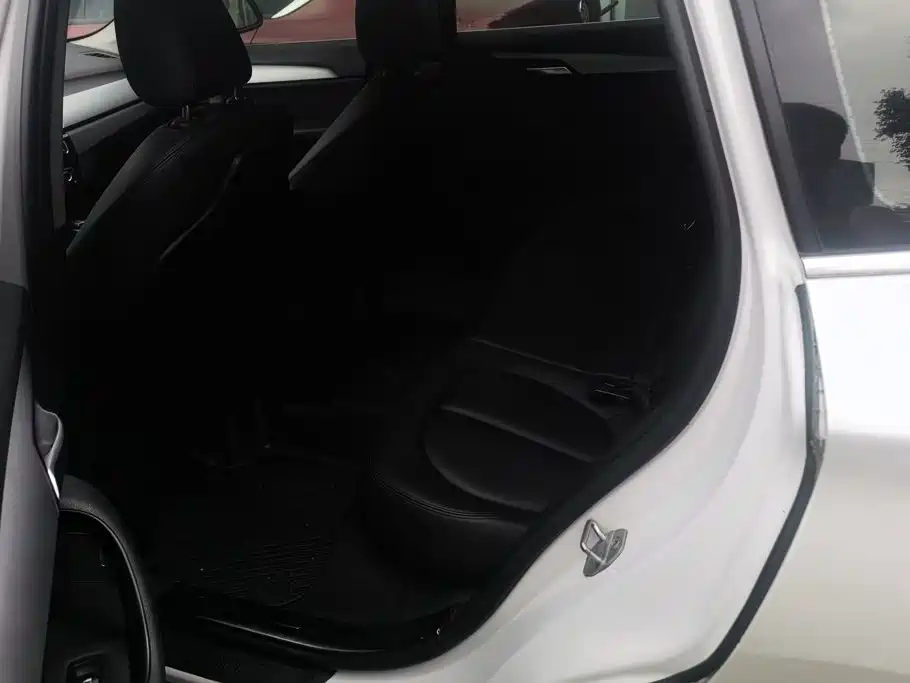 BMW X1 — миниатюра 11