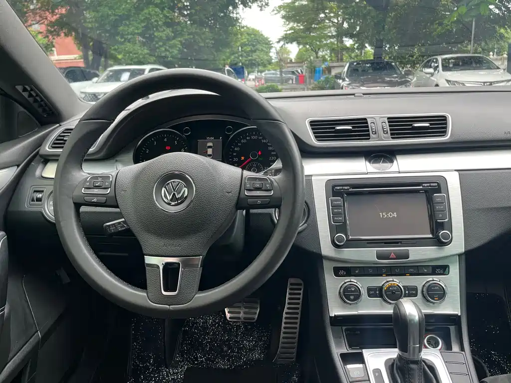Volkswagen CC — миниатюра 11