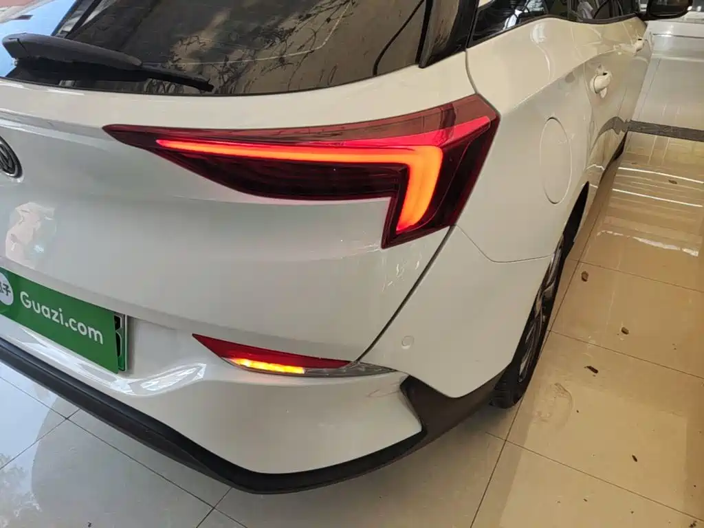 Buick Velite 6 — миниатюра 8