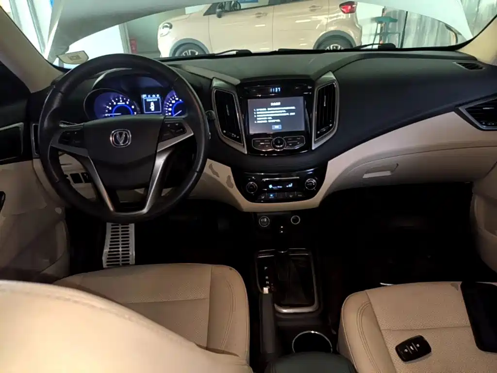 Changan Eado — миниатюра 10