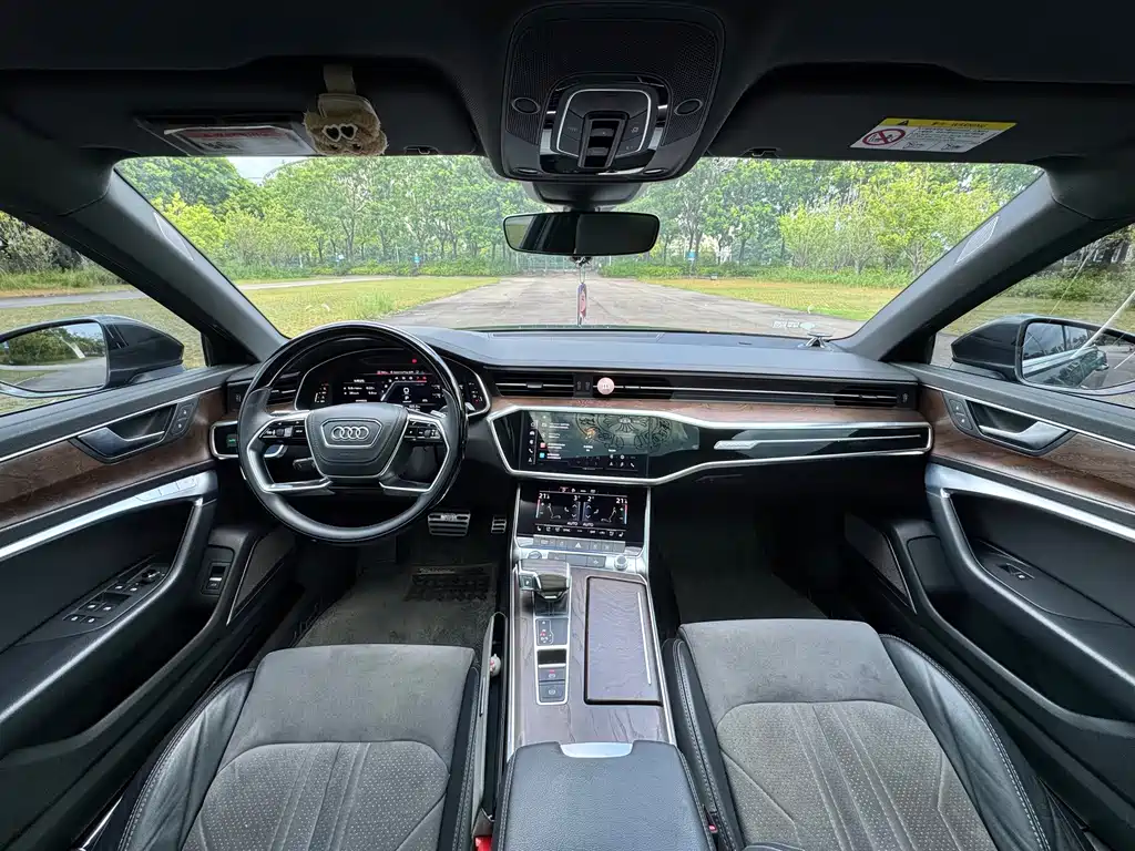 Audi A6L — миниатюра 5