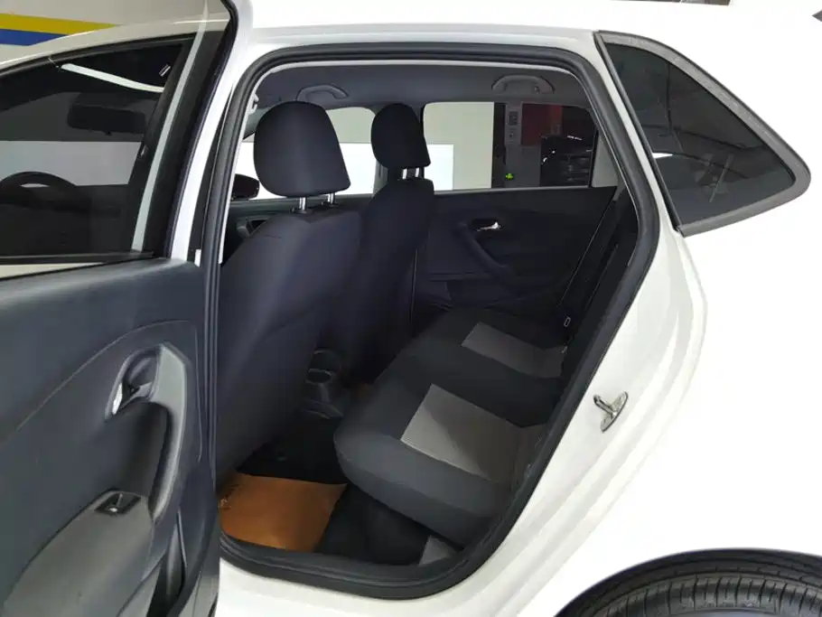 Volkswagen Polo — миниатюра 11