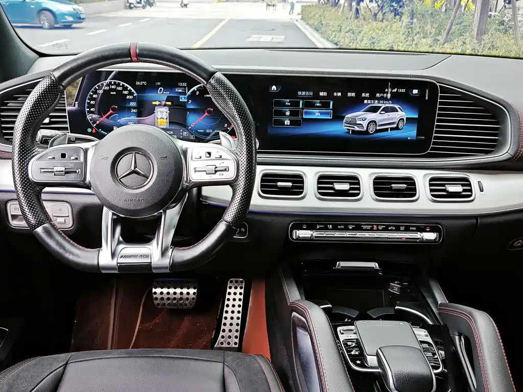 Mercedes-Benz GLE AMG — миниатюра 9