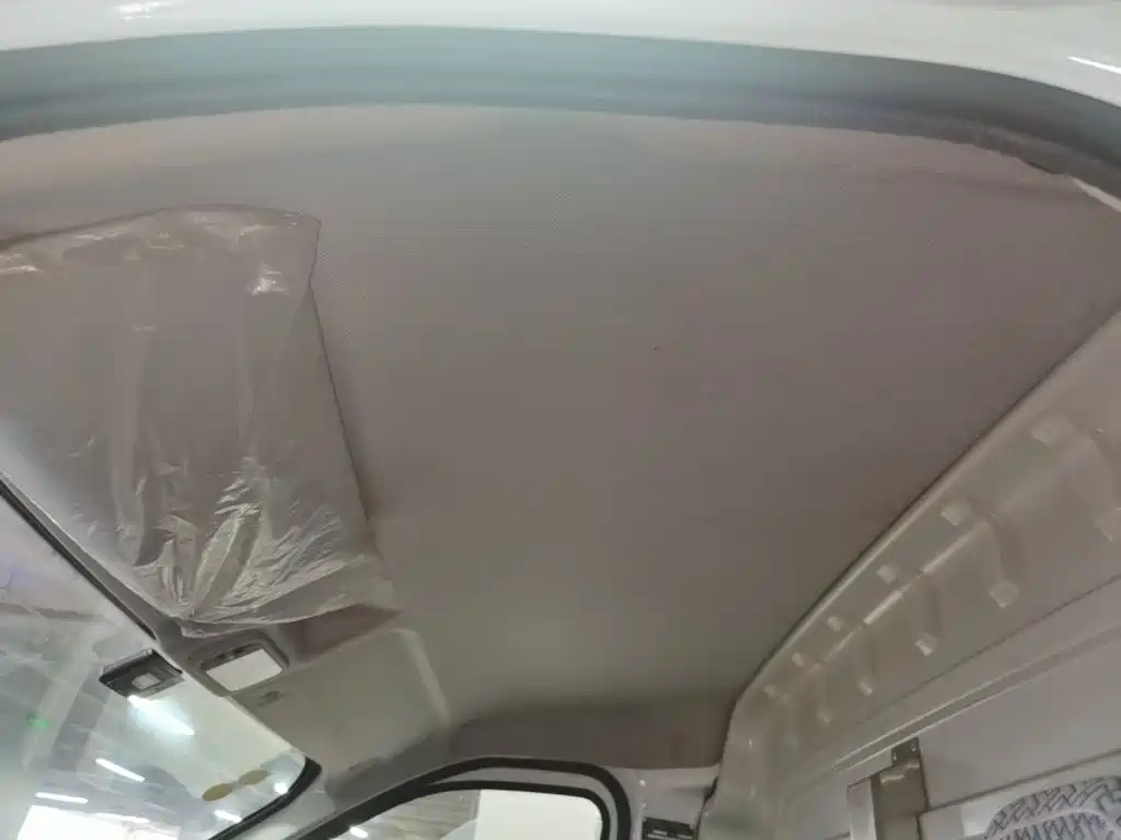 Wuling Yangguang — миниатюра 23