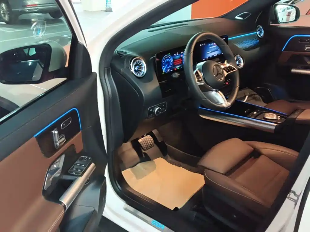 Mercedes-Benz EQA — миниатюра 16