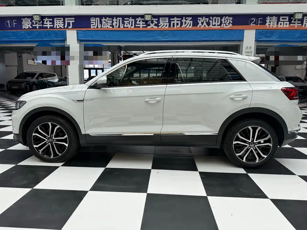 Volkswagen T-Roc — миниатюра 4