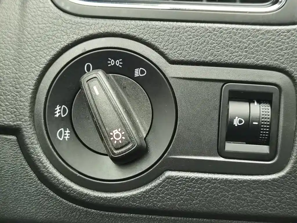Volkswagen Polo — миниатюра 21