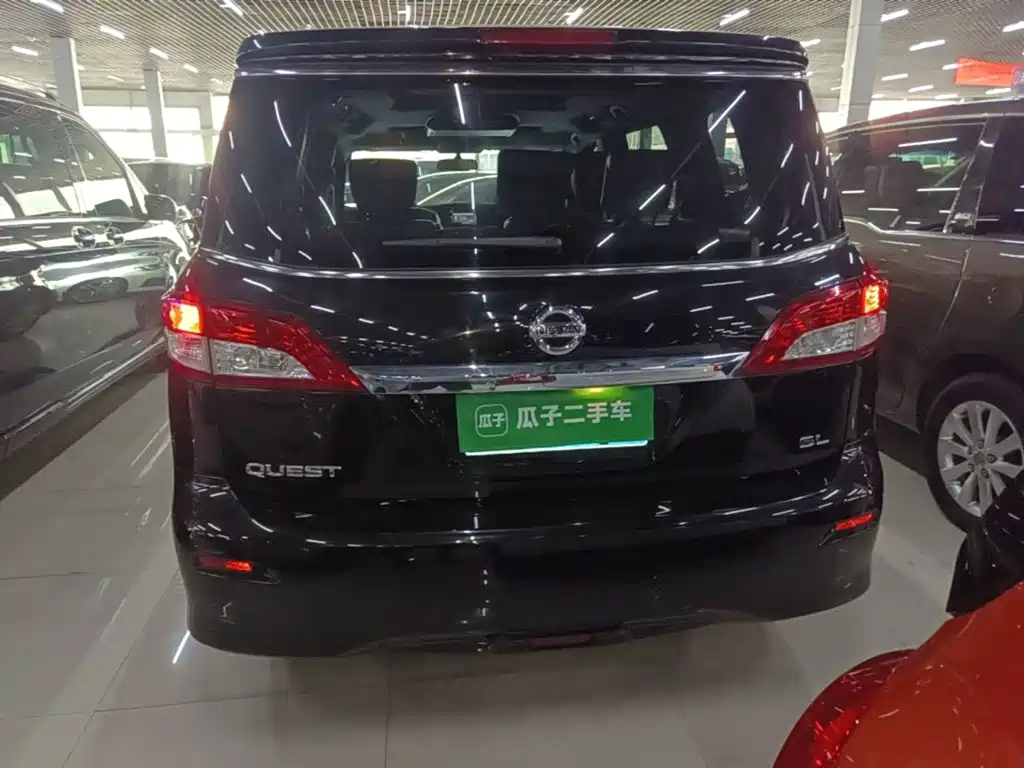 Nissan Quest — миниатюра 6